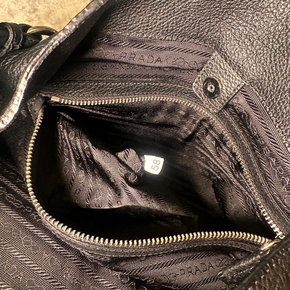 BLACK FRIDAY SALE! Authentic Prada Real Leather Vitello Daino Rope Tote Bag - Picture 4 of 7